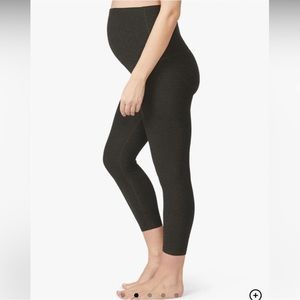 Beyond Yoga Spacedye Love The Bump Maternity Capri Legging